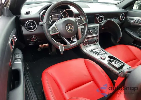 2017 Mercedes-Benz Slc 300 z USA, uszkodzony, nr VIN WDDPK3JA8HF140538